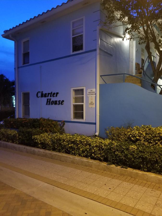 Charter House Hollywood Exterior photo